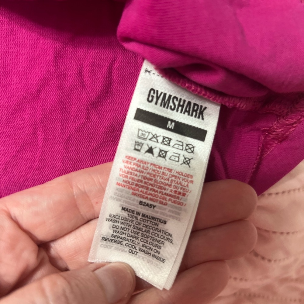 Gymshark Women's Cropped Logo Tee - Raspberry Pink medium - Picture 10 of 13